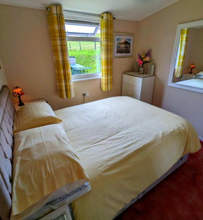 Corner Cwtch Villa Llanstephan  Exterior photo